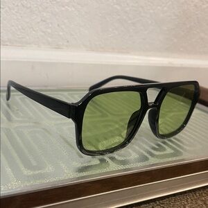 Black and Green Women's Aviator Sunglasses